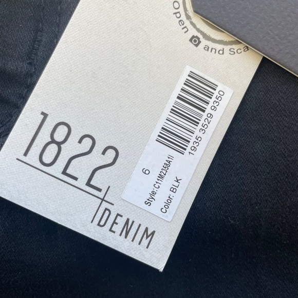 NWT 🦋 1822 Slim Straight Black Jeans | size: 6 - Picture 8 of 14